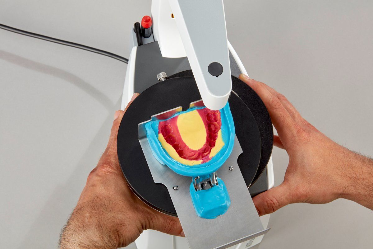 AUTO spin Pin drilling unit