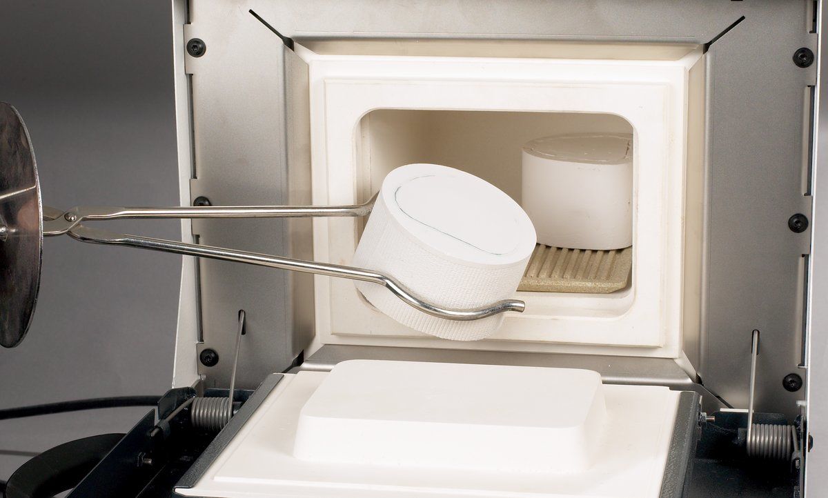 Magma Preheating furnace with catalyst converter